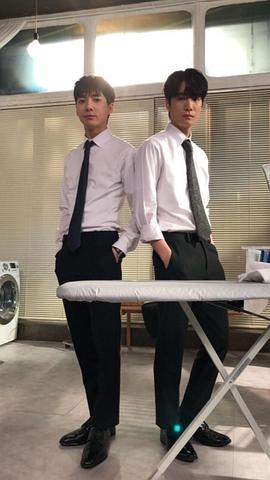 NU‘EST W X正装骑士