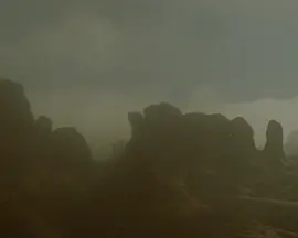 空气里潜藏的真相疑云